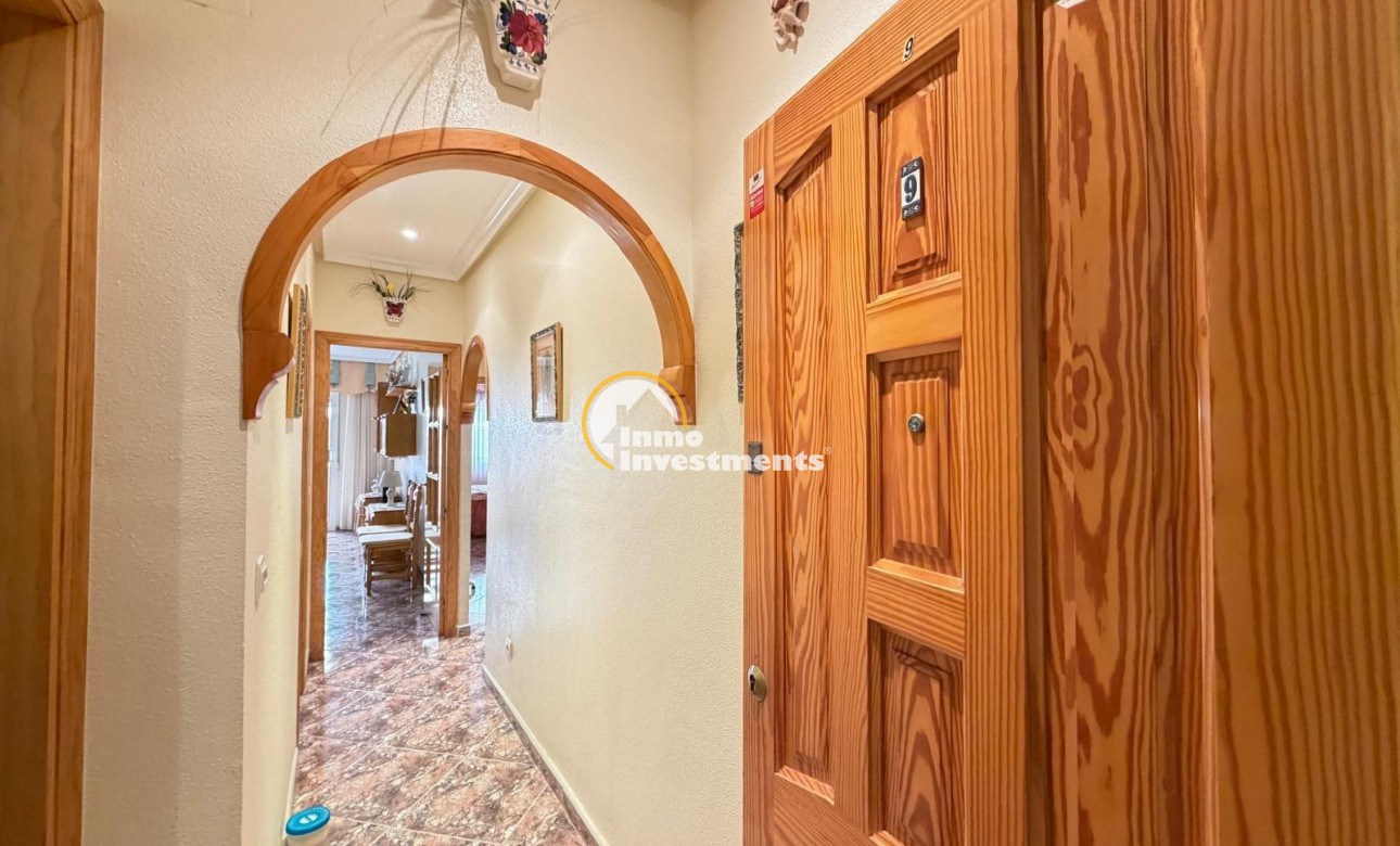 Resale - Apartment - Torrevieja - Beach