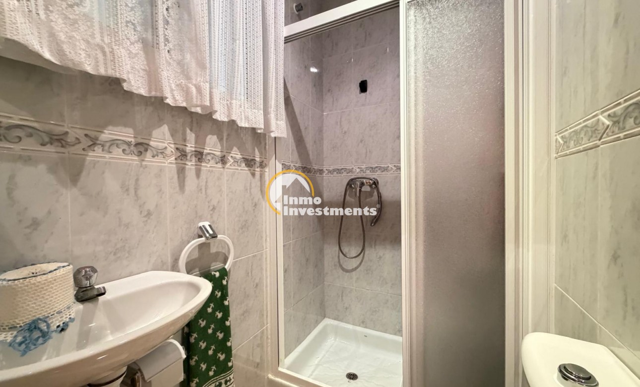 Resale - Apartment - Torrevieja - Beach