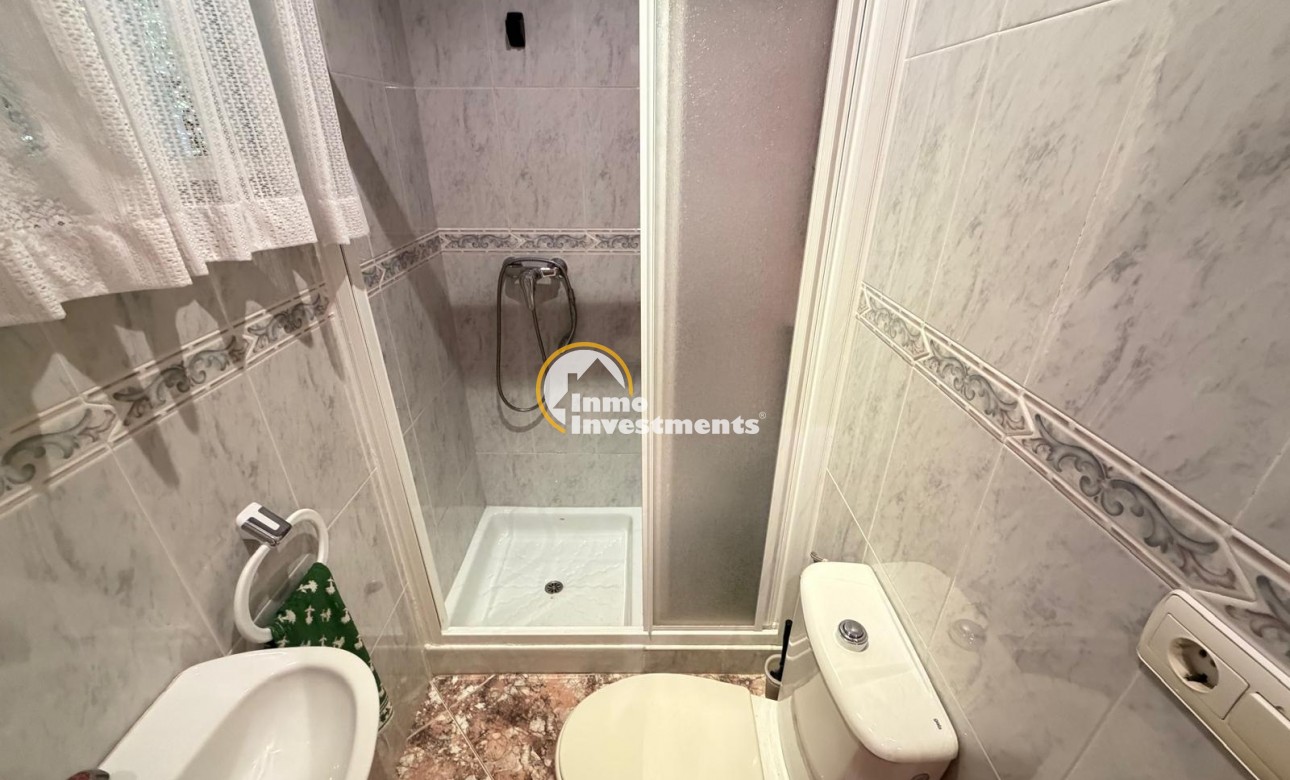 Resale - Apartment - Torrevieja - Beach