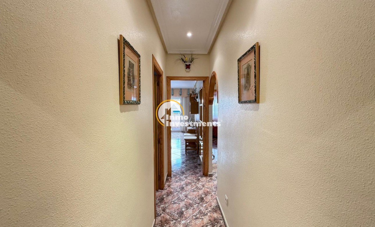 Resale - Apartment - Torrevieja - Beach