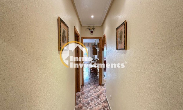 Resale - Apartment - Torrevieja - Beach