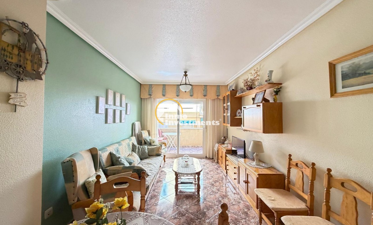 Resale - Apartment - Torrevieja - Beach