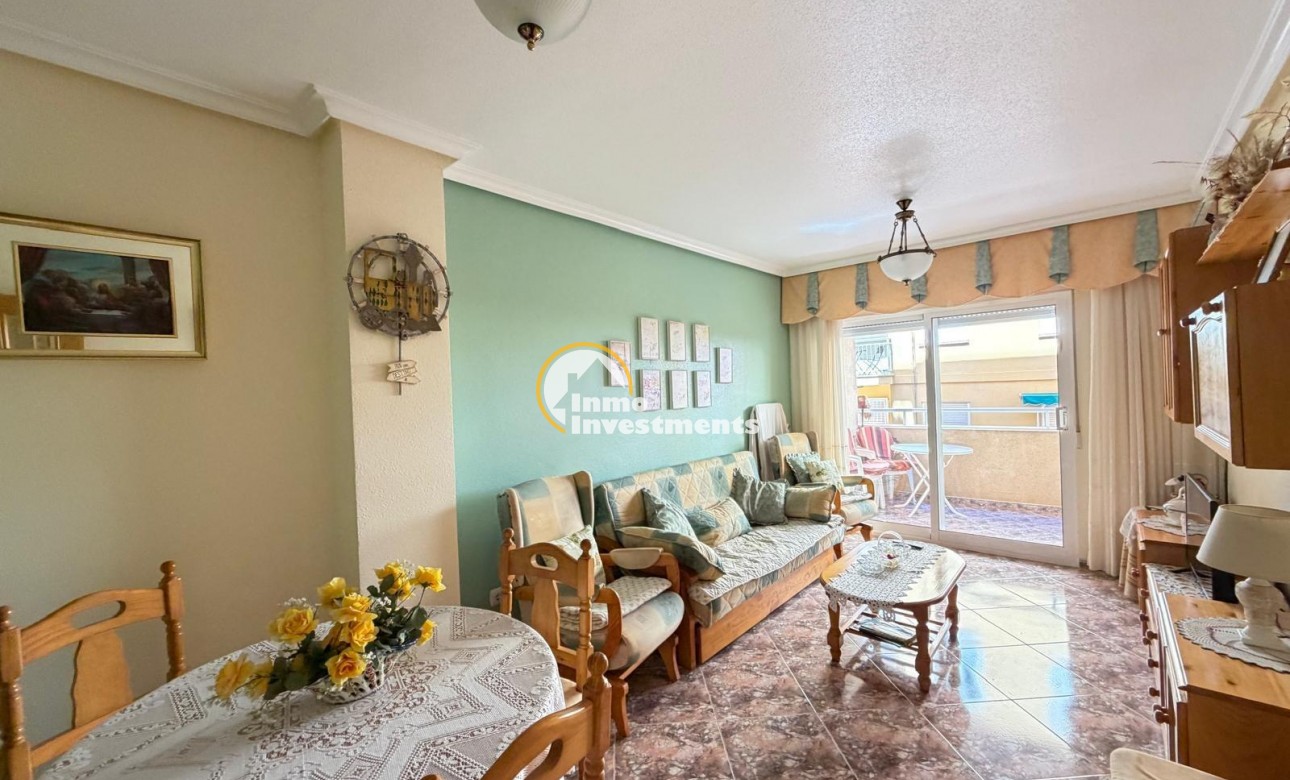 Resale - Apartment - Torrevieja - Beach