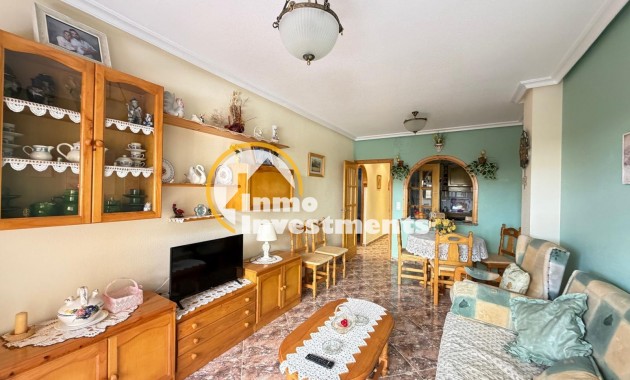 Resale - Apartment - Torrevieja - Beach