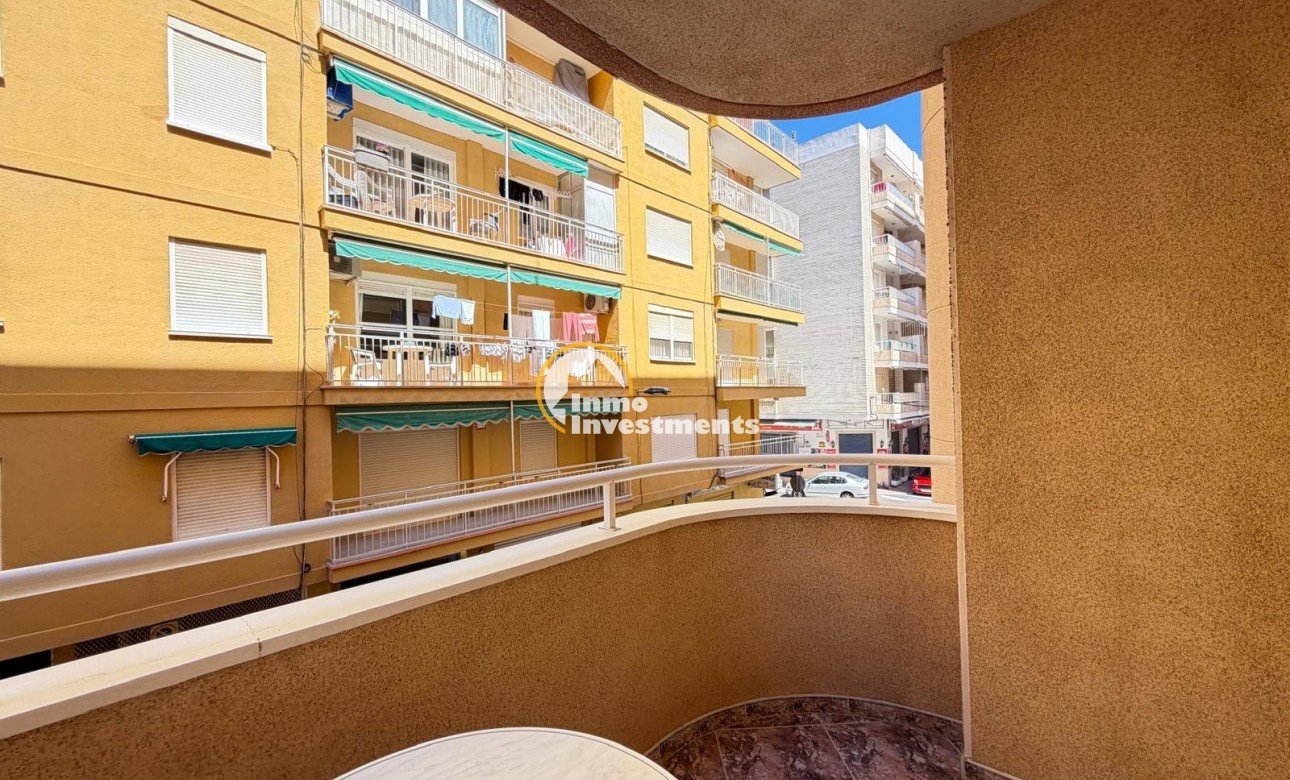 Resale - Apartment - Torrevieja - Beach