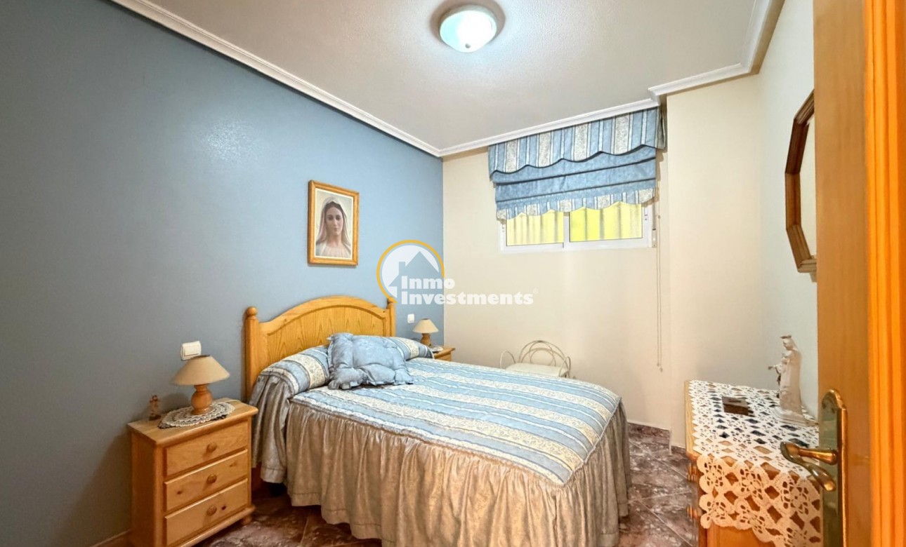 Resale - Apartment - Torrevieja - Beach