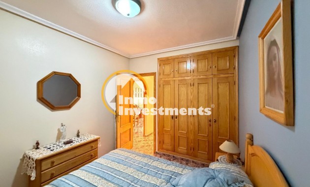 Resale - Apartment - Torrevieja - Beach