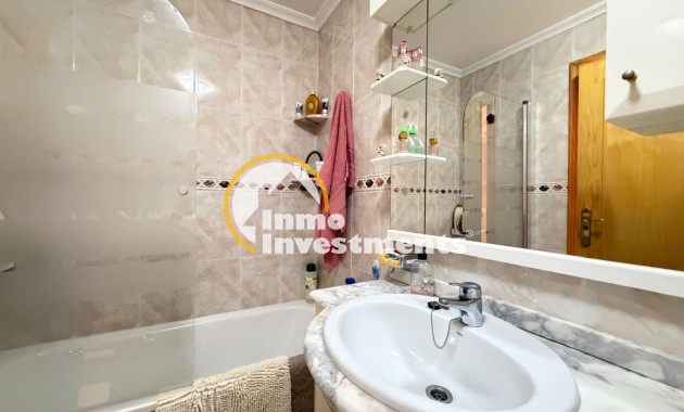 Resale - Apartment - Torrevieja - Beach
