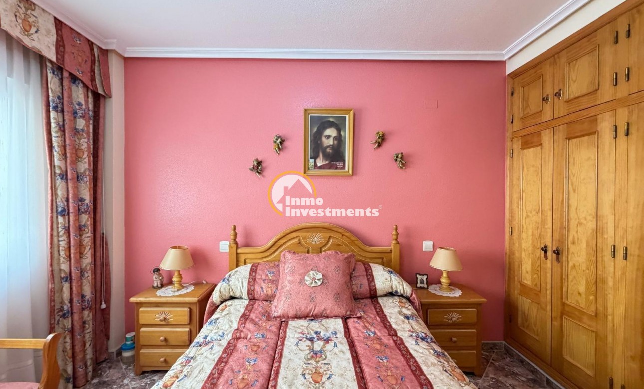 Resale - Apartment - Torrevieja - Beach