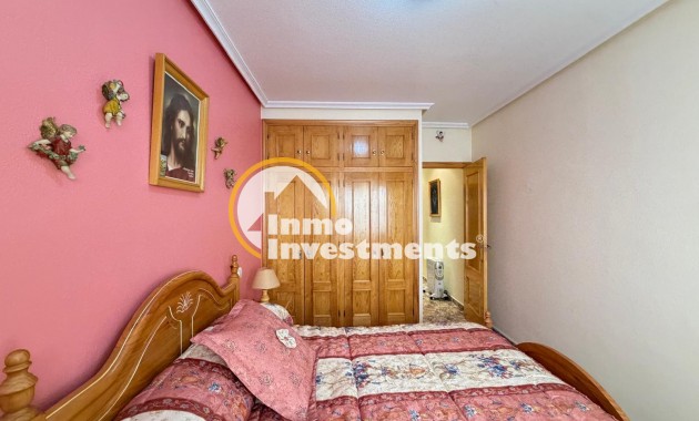 Resale - Apartment - Torrevieja - Beach