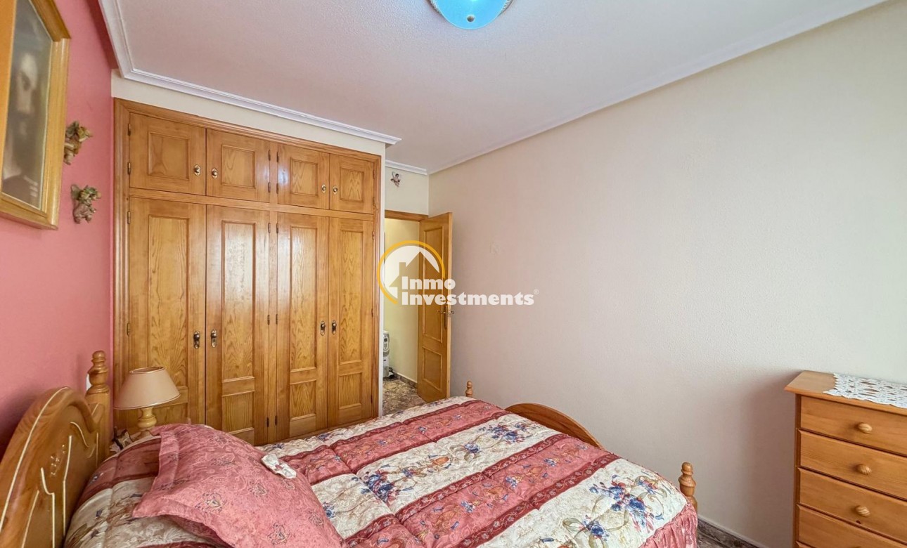 Resale - Apartment - Torrevieja - Beach