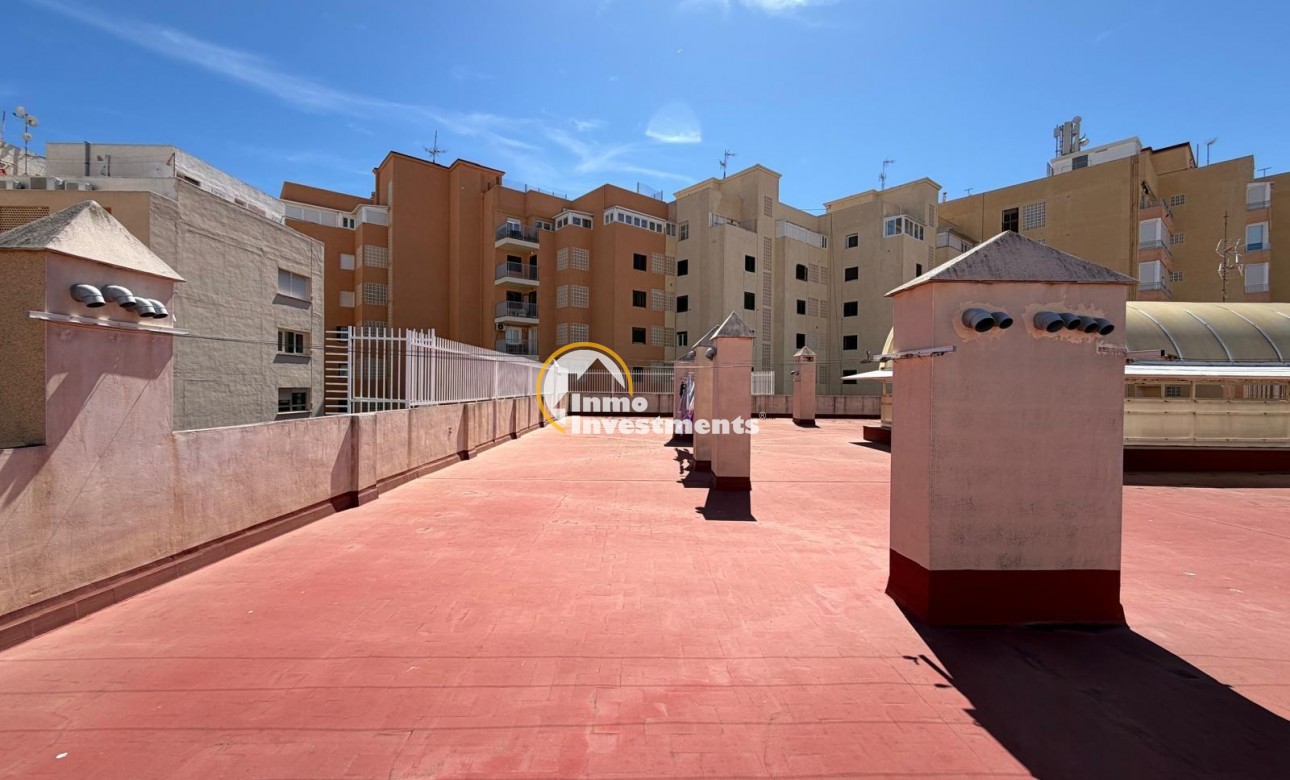 Resale - Apartment - Torrevieja - Beach