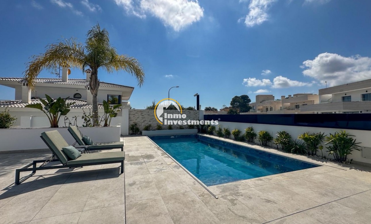 Gebrauchtimmobilien - Villa - Villamartin