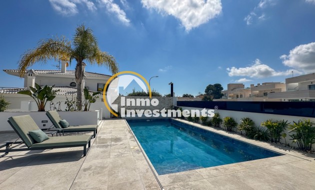 Gebrauchtimmobilien - Villa - Villamartin