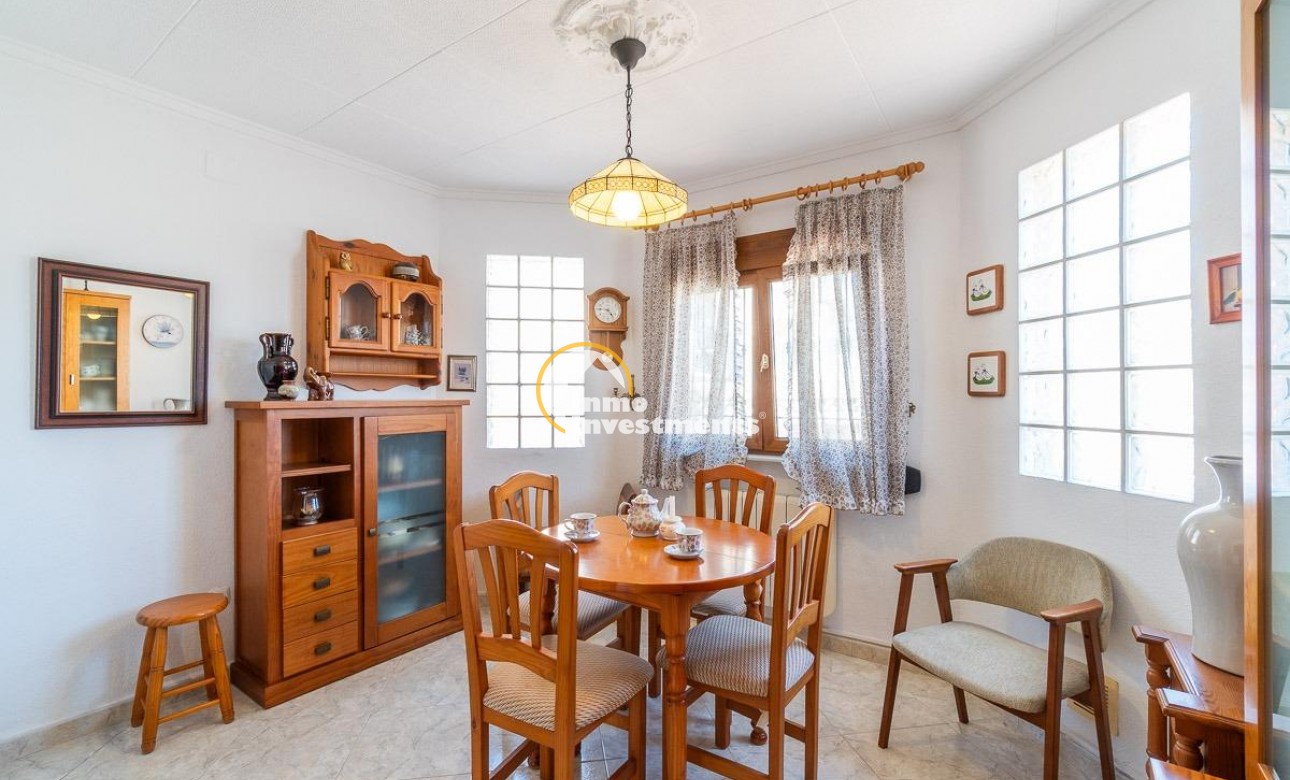 Reventa - Chalet independiente - San Fulgencio - La Marina