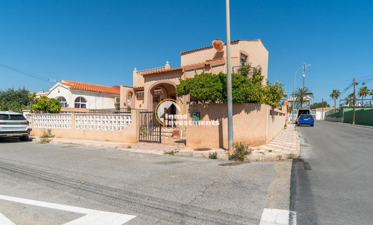 Reventa - Chalet independiente - San Fulgencio - La Marina