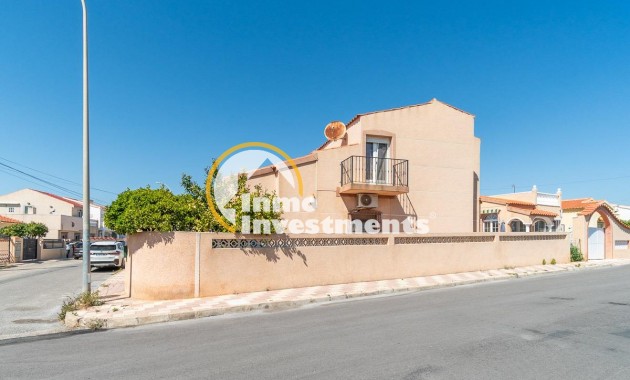 Reventa - Chalet independiente - San Fulgencio - La Marina