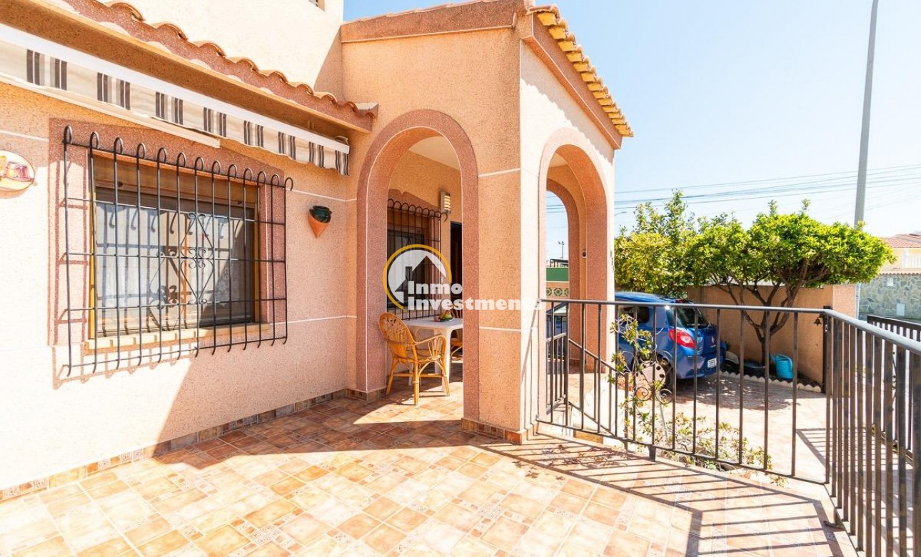 Reventa - Chalet independiente - San Fulgencio - La Marina