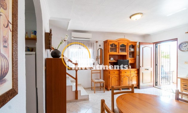 Reventa - Chalet independiente - San Fulgencio - La Marina