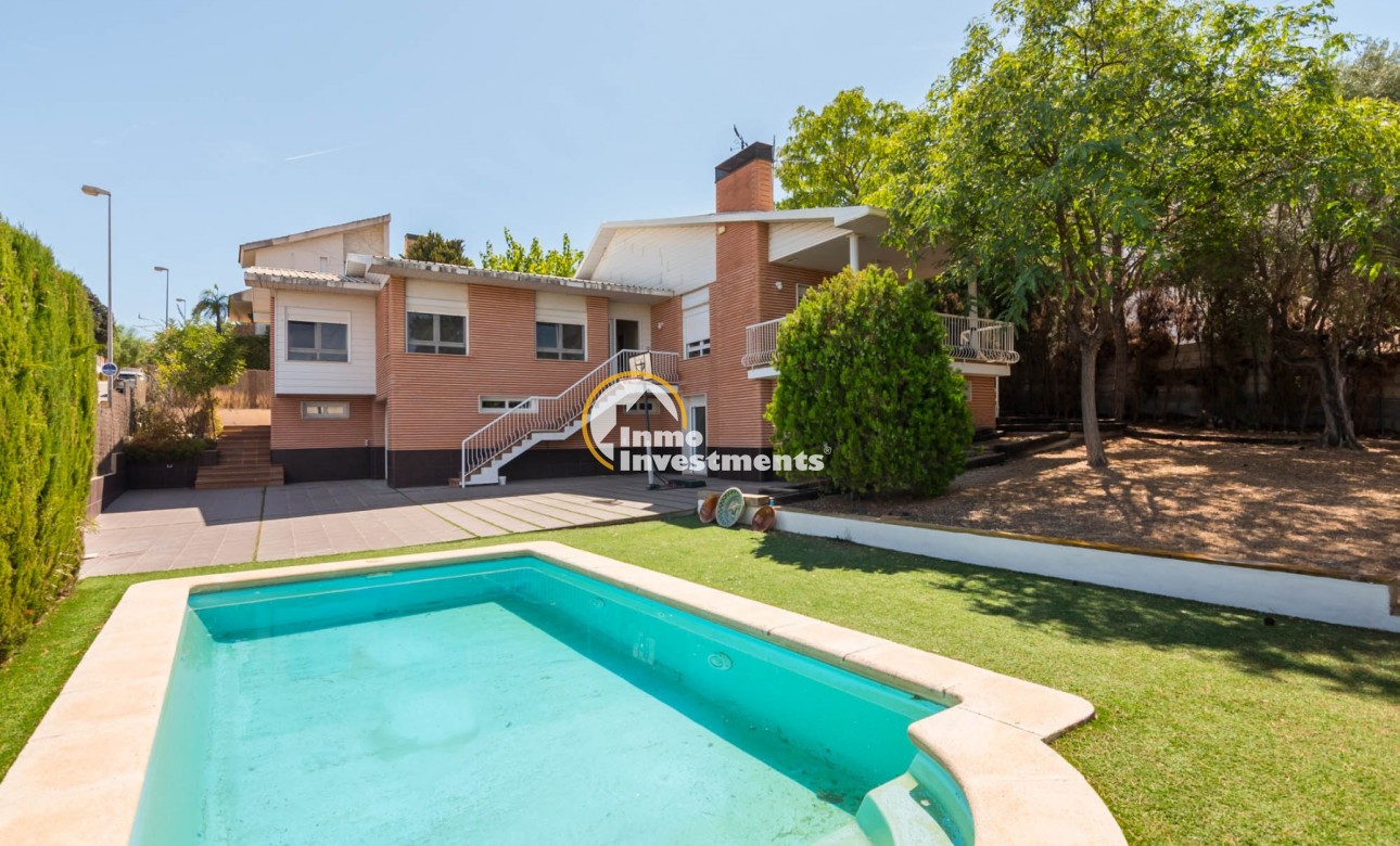 Resale - Villa - MOLINA DEL SEGURA