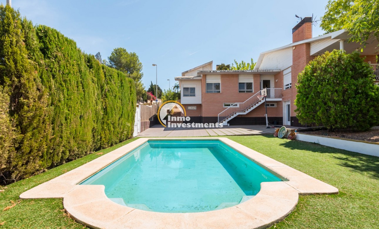 Resale - Villa - MOLINA DEL SEGURA