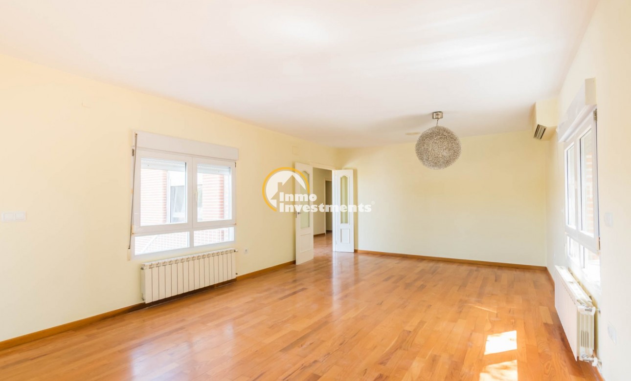 Resale - Villa - MOLINA DEL SEGURA