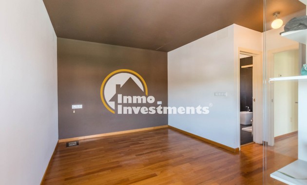 Resale - Villa - MOLINA DEL SEGURA