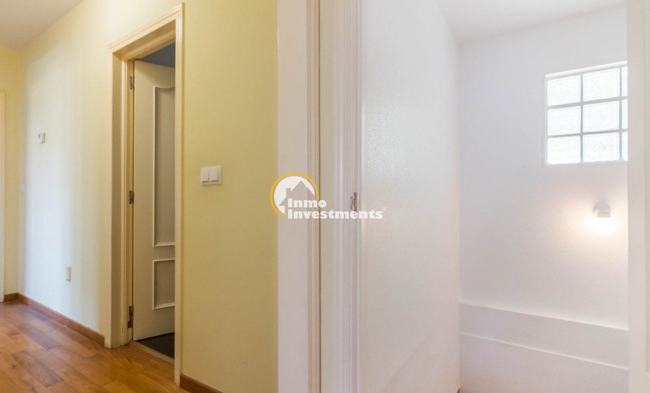 Resale - Villa - MOLINA DEL SEGURA