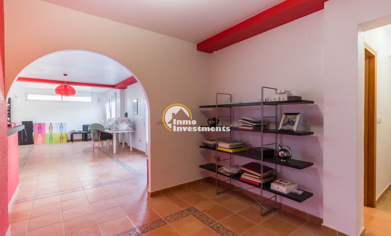 Resale - Villa - MOLINA DEL SEGURA