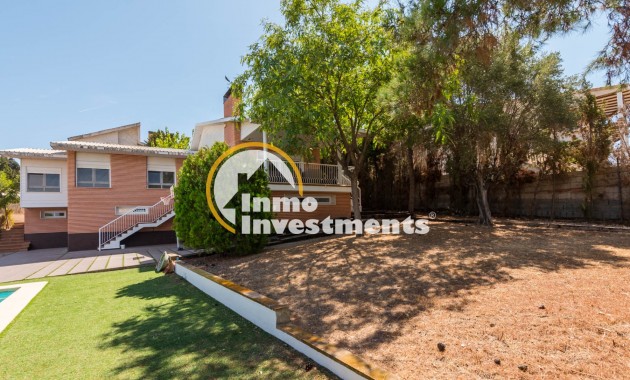 Resale - Villa - MOLINA DEL SEGURA