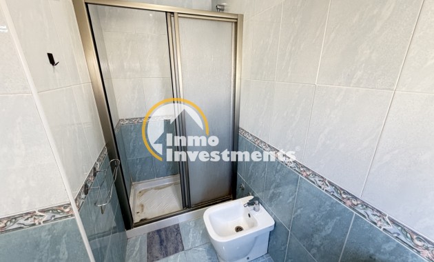 Gebrauchtimmobilien - Reihenhaus - Los Altos