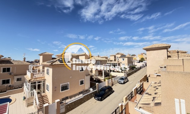 Gebrauchtimmobilien - Reihenhaus - Los Altos