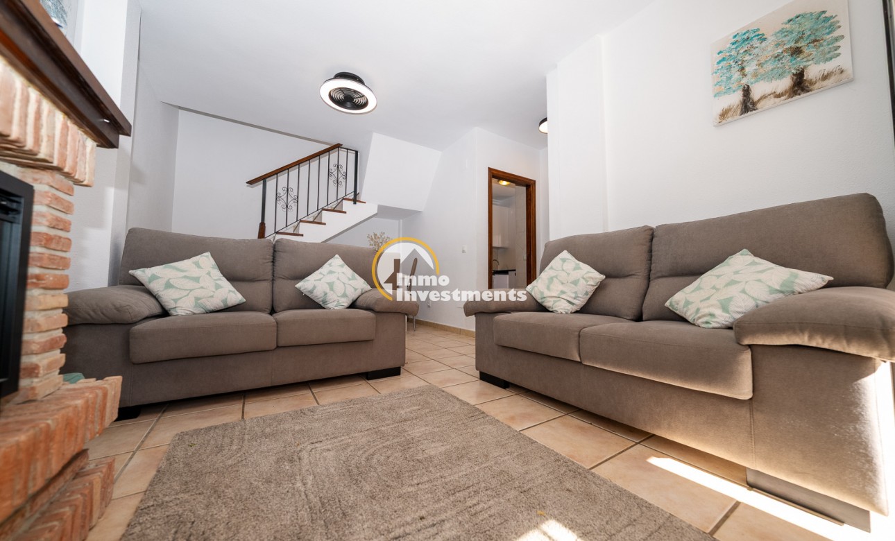 Bestaande bouw - Villa - Playa Flamenca - Sportcentre