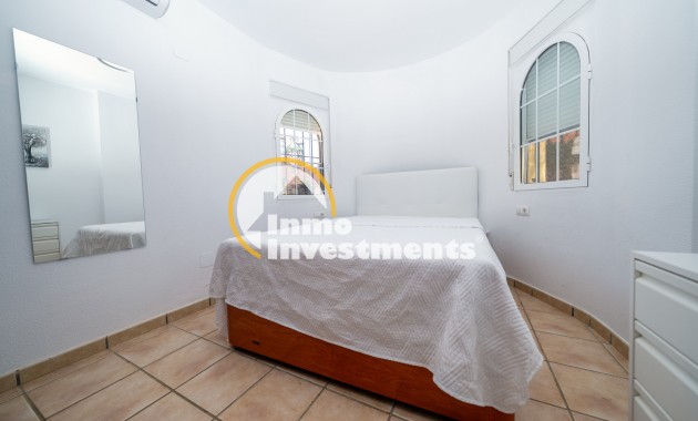 Bestaande bouw - Villa - Playa Flamenca - Sportcentre