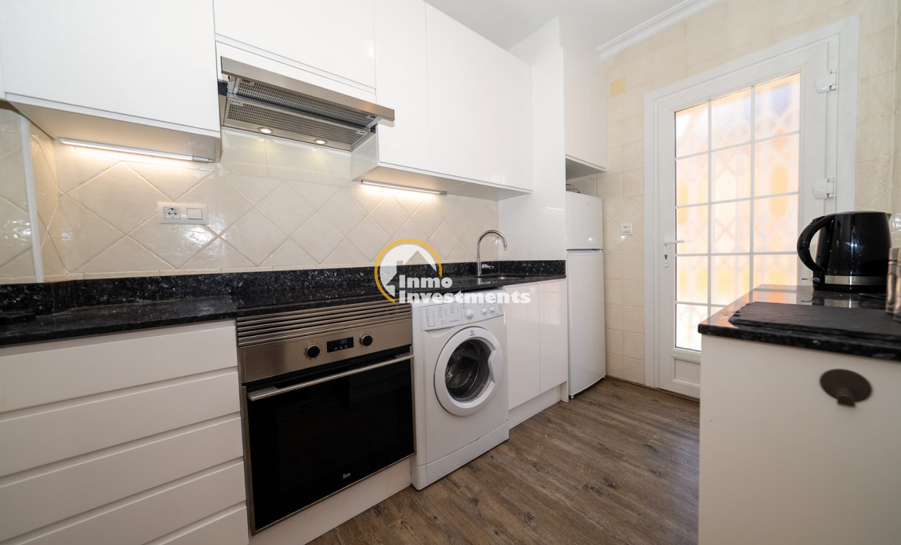 Bestaande bouw - Villa - Playa Flamenca - Sportcentre