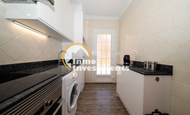 Bestaande bouw - Villa - Playa Flamenca - Sportcentre