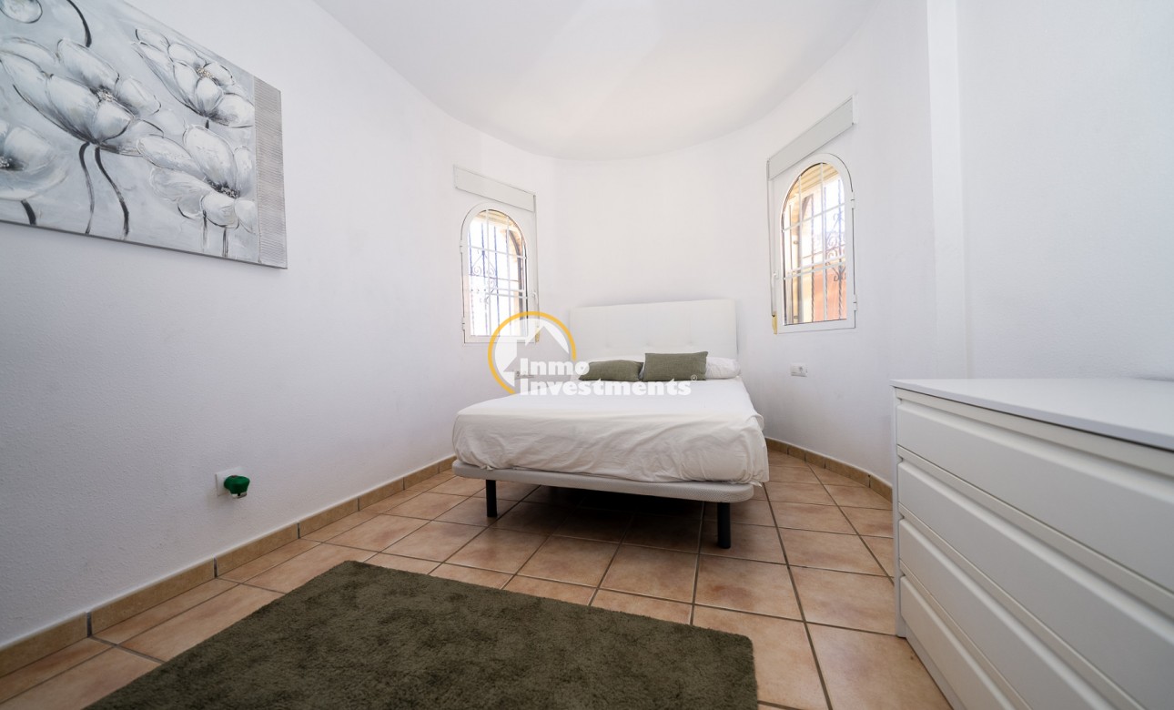 Bestaande bouw - Villa - Playa Flamenca - Sportcentre