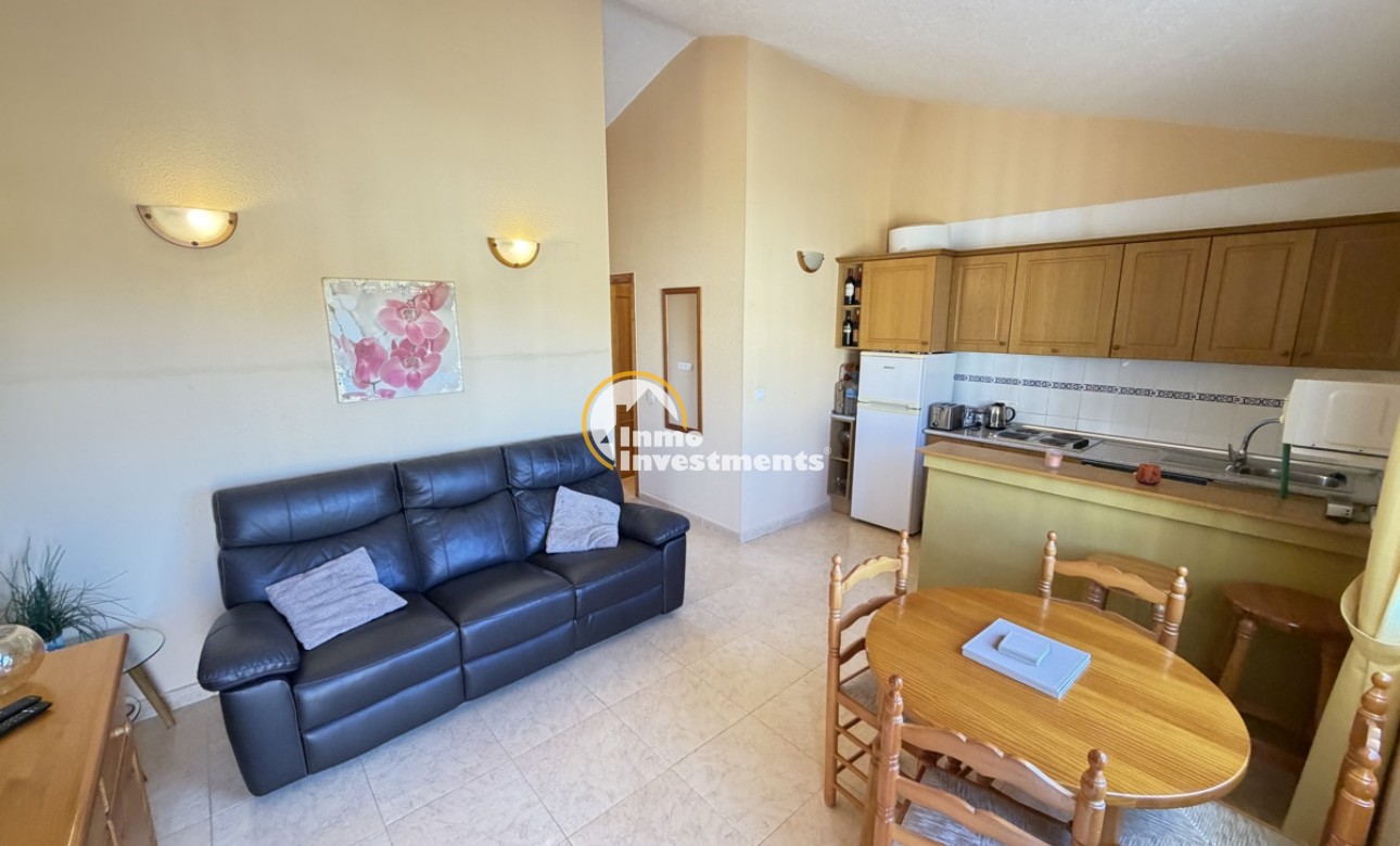 Resale - Apartment - Villamartin