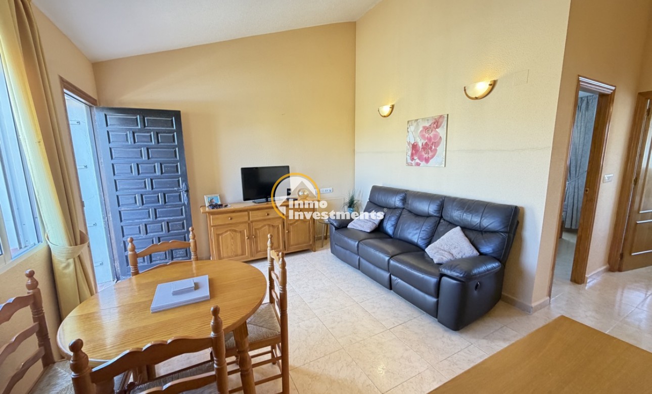 Resale - Apartment - Villamartin