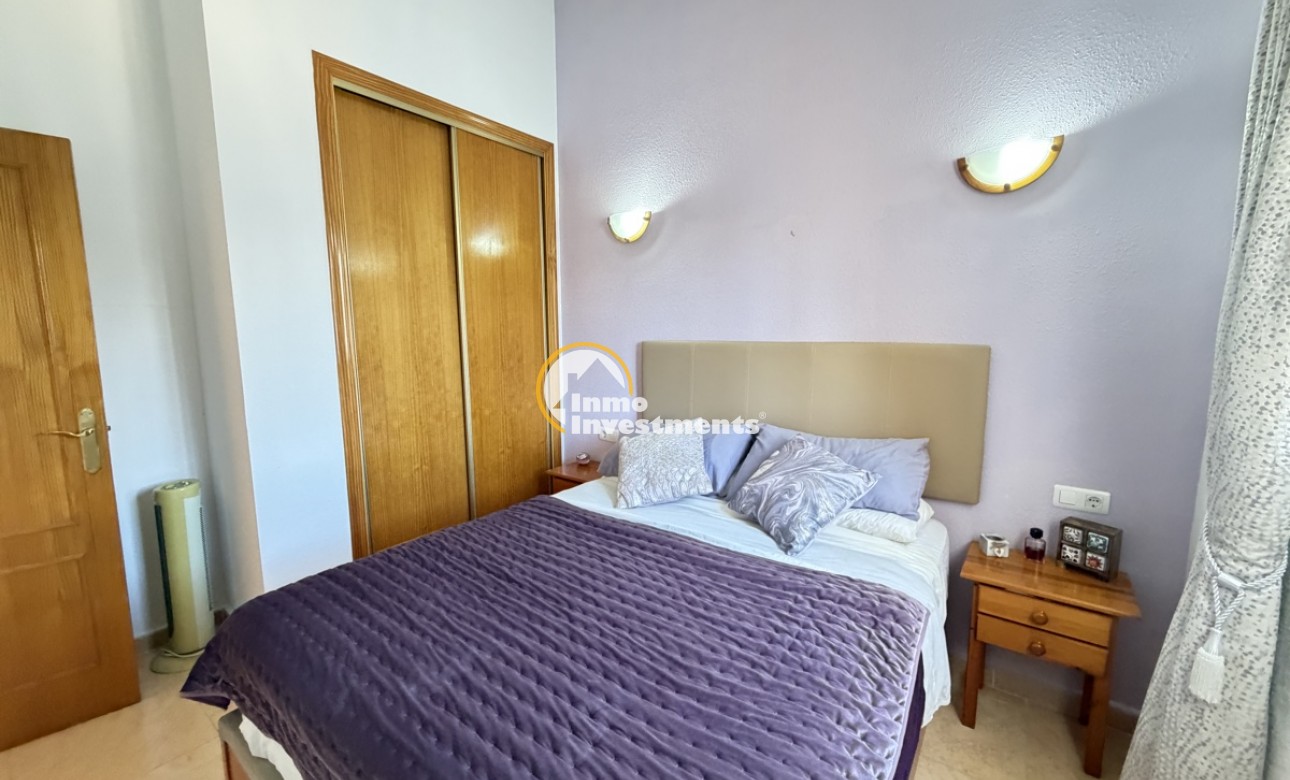 Resale - Apartment - Villamartin