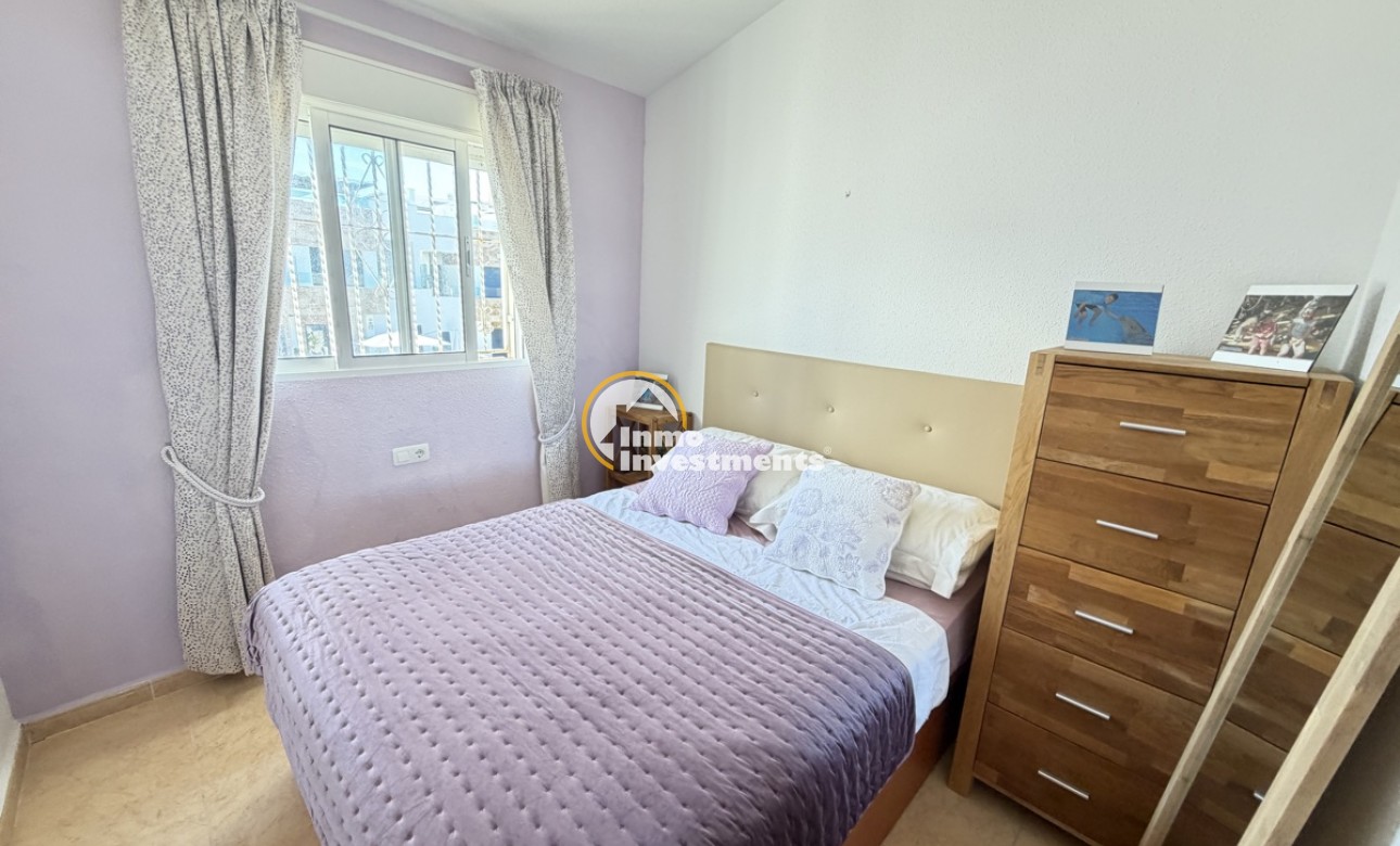 Resale - Apartment - Villamartin