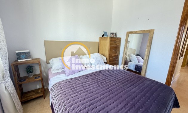 Resale - Apartment - Villamartin