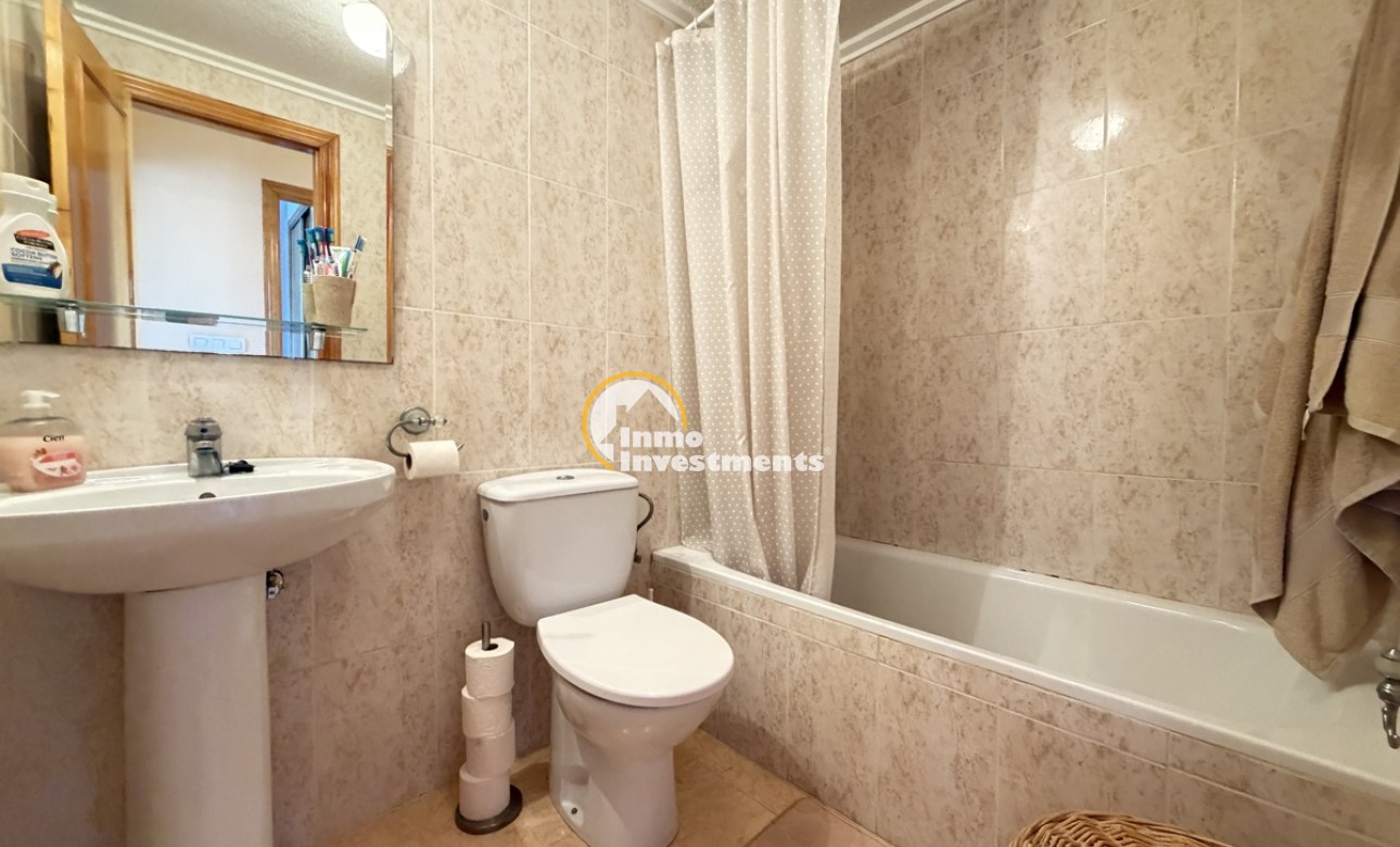 Resale - Apartment - Villamartin