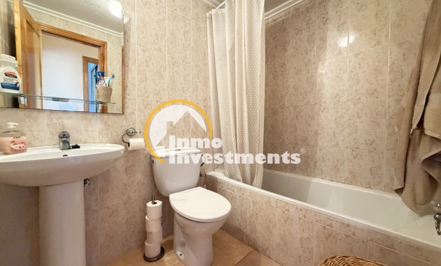 Resale - Apartment - Villamartin