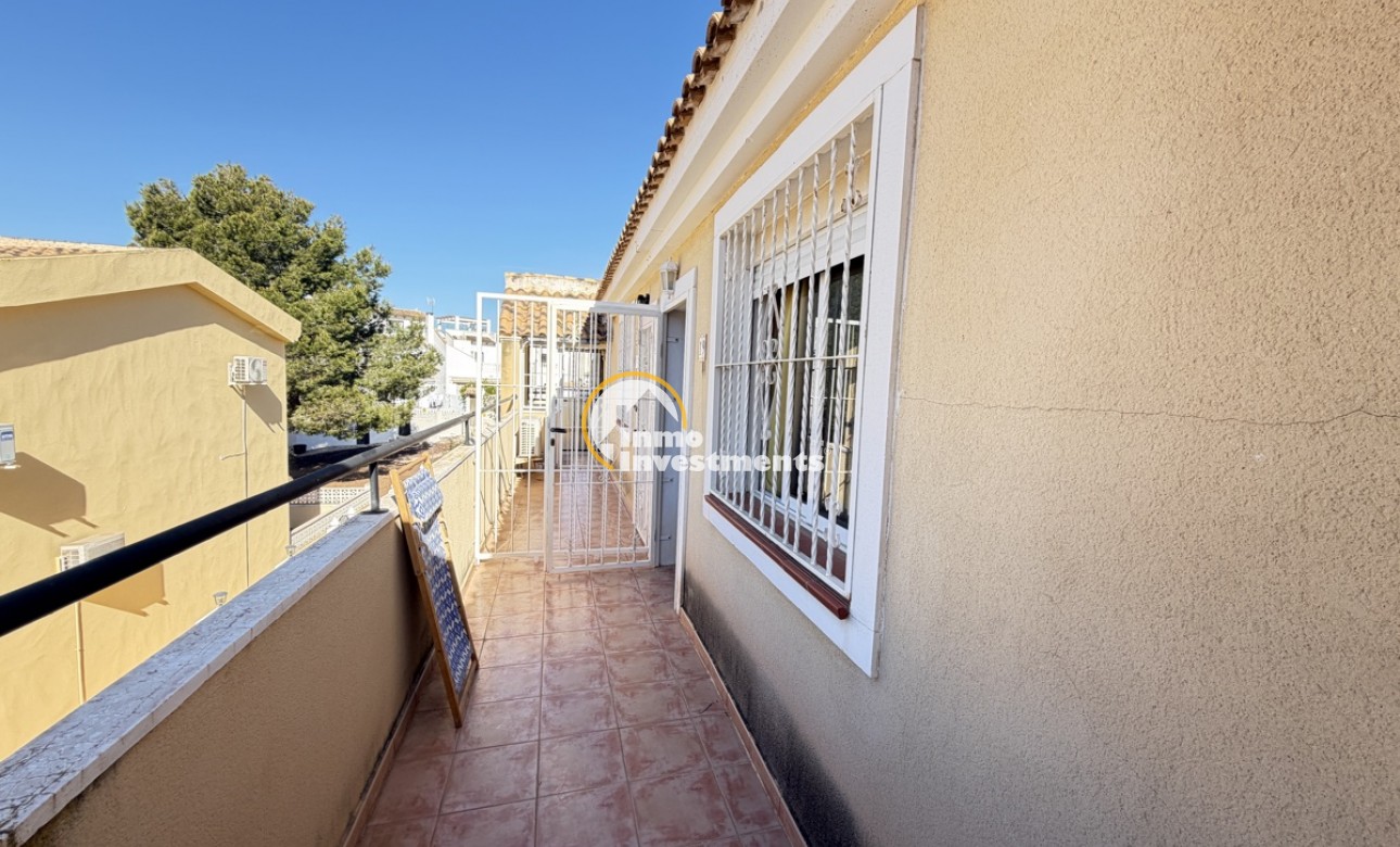 Resale - Apartment - Villamartin