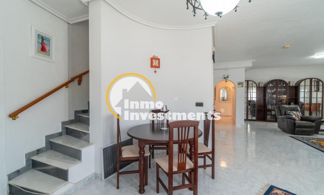 Till salu - Villa - Orihuela Costa - La Zenia