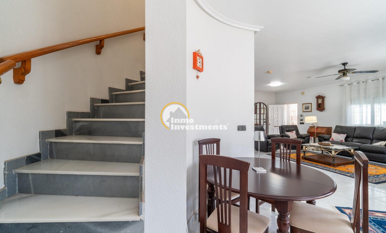 Till salu - Villa - Orihuela Costa - La Zenia