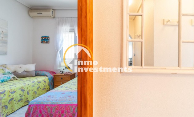 Till salu - Villa - Orihuela Costa - La Zenia