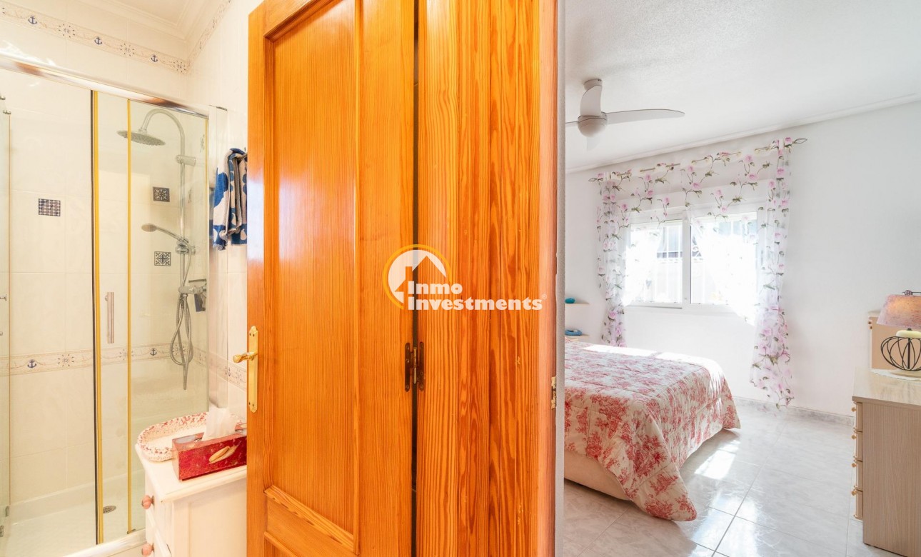 Till salu - Villa - Orihuela Costa - La Zenia