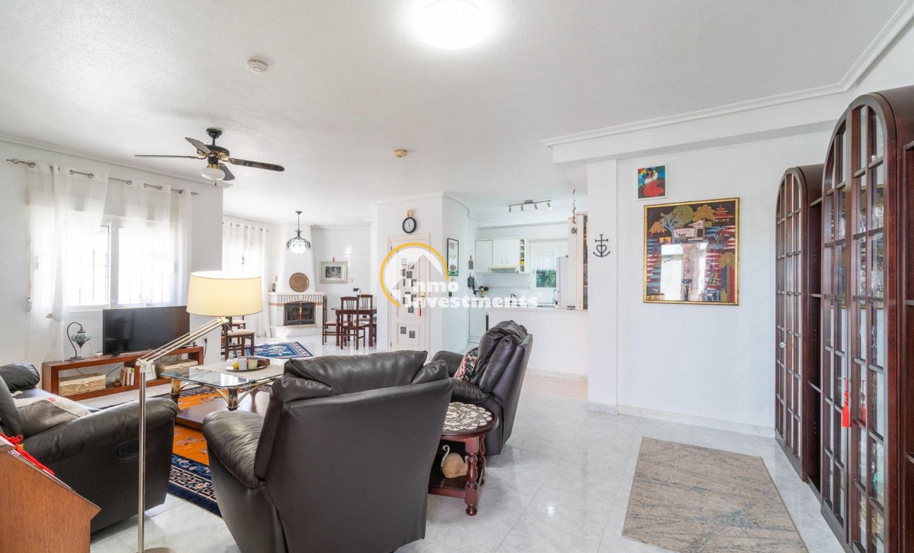 Till salu - Villa - Orihuela Costa - La Zenia